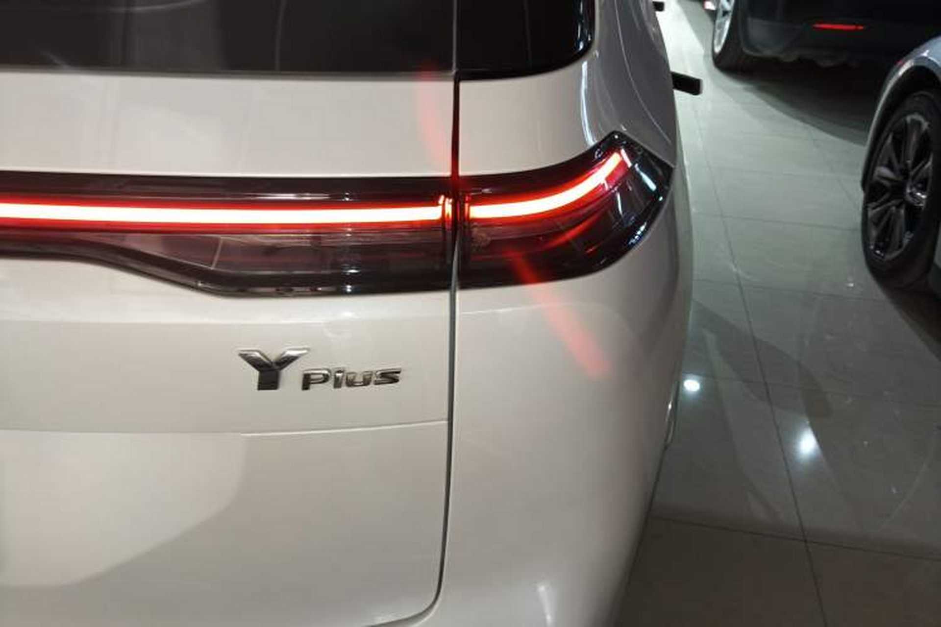 Used AION Y 2024 Younger Exterior 2