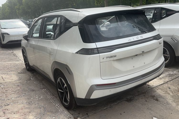 Used AION Y 2024 Plus 610 Intelligent Driving Version Exterior 4