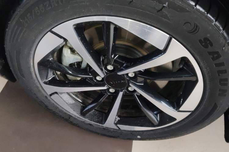 Used AION Y 2024 Plus 610 Intelligent Driving Version Exterior 4