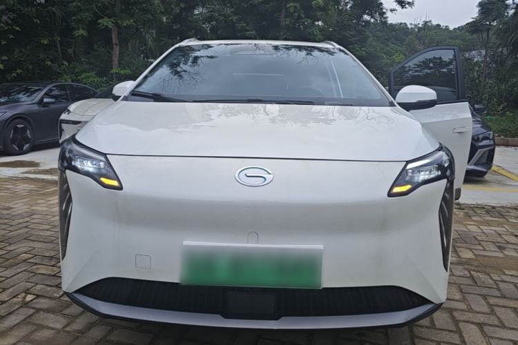 Used AION Y 2024 Younger Front