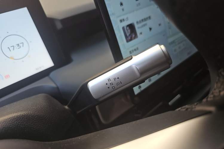 Used AION Y 2024 Plus 510 Intelligent Driving Version Gear Lever