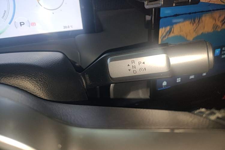 Used AION Y 2024 Plus 510 Intelligent Driving Version Gear Lever