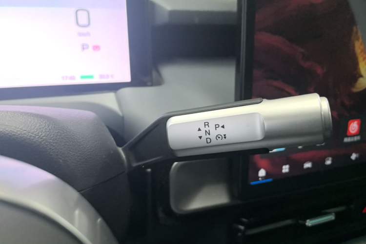 Used AION Y 2024 Younger Star Edition Gear Lever