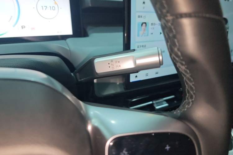 Used AION Y 2024 Plus 610 Intelligent Driving Version Gear Lever