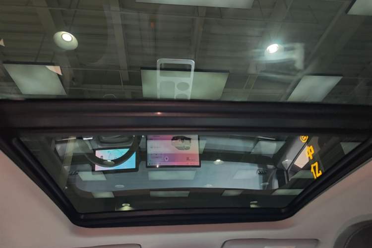 Used AION Y 2024 Plus 610 Intelligent Driving Version Headliner