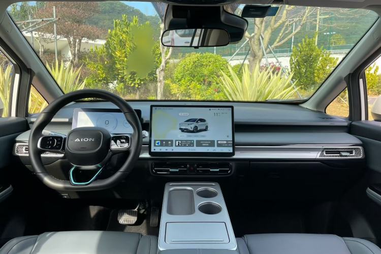Used AION Y 2024 Plus 510 Intelligent Driving Version Interior 1