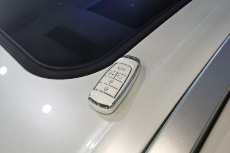 Used AION Y 2024 Younger Star Edition Interior 1