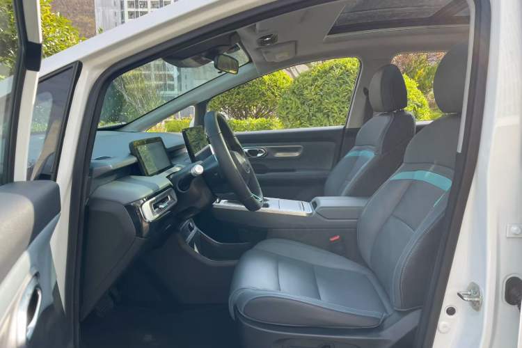 Used AION Y 2024 Plus 510 Intelligent Driving Version Interior 2