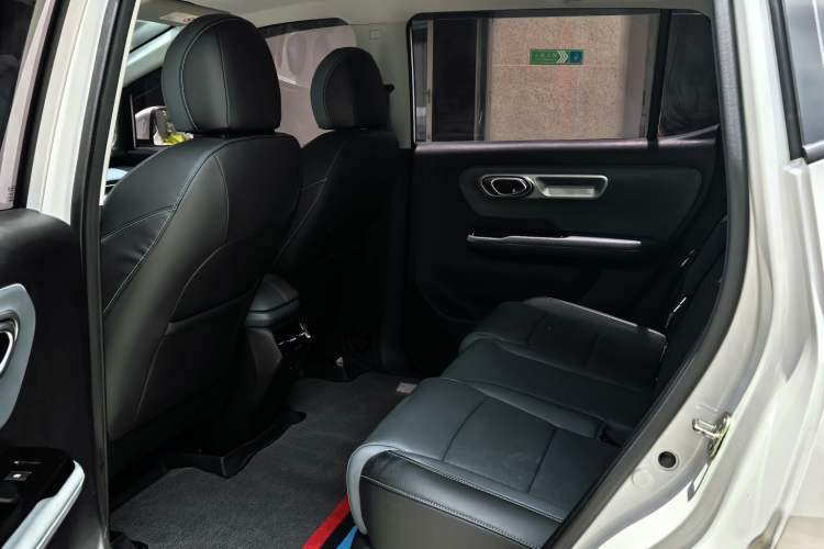 Used AION Y 2024 Younger Star Edition Interior 2