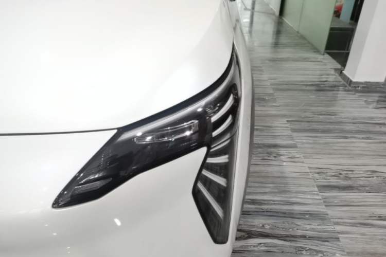 Used AION Y 2024 Younger Star Edition Left Front Headlight