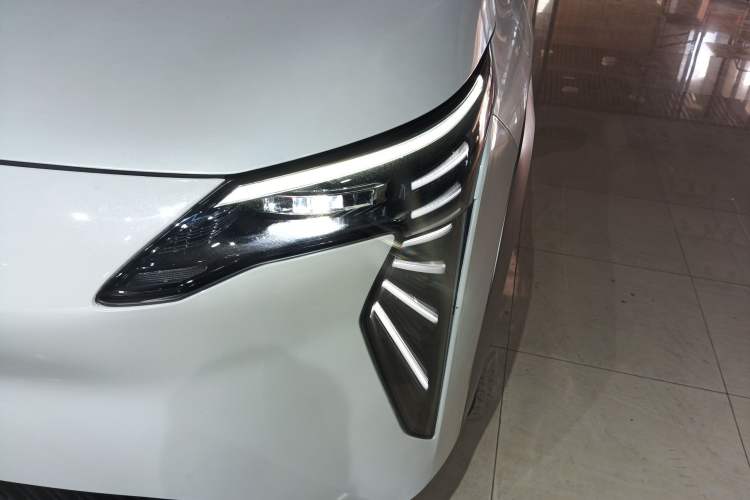 Used AION Y 2024 Younger Left Front Headlight