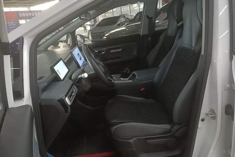 Used AION Y 2024 Plus 610 Intelligent Driving Version Left Front Seat