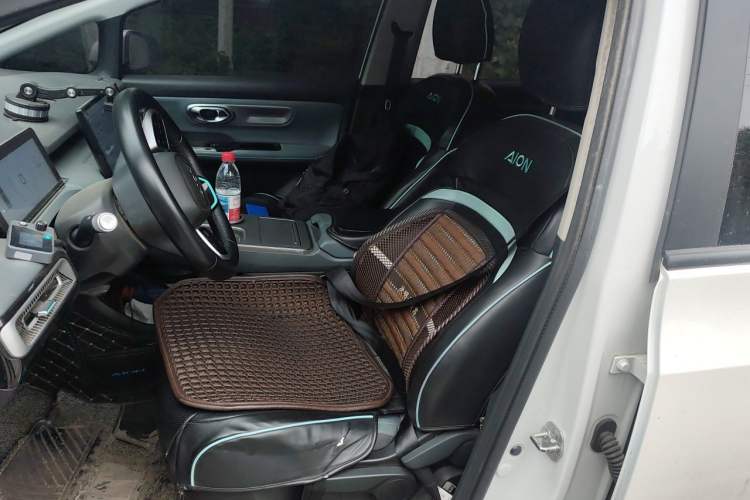 Used AION Y 2024 Younger Left Front Seat