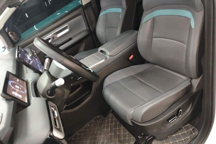 Used AION Y 2024 Plus 510 Intelligent Driving Version Left Front Seat