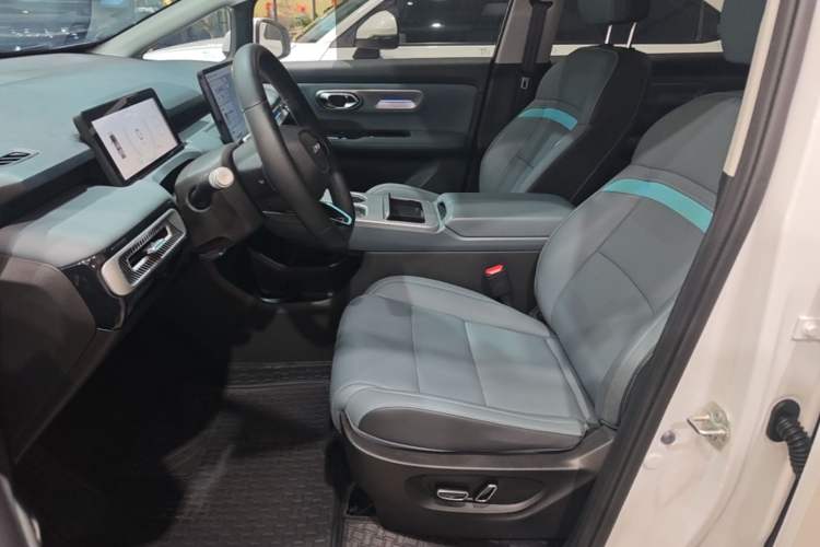 Used AION Y 2024 Plus 610 Intelligent Driving Version Left Front Seat