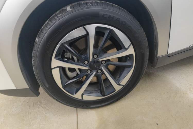 Used AION Y 2024 Younger Left Front Wheel Hub