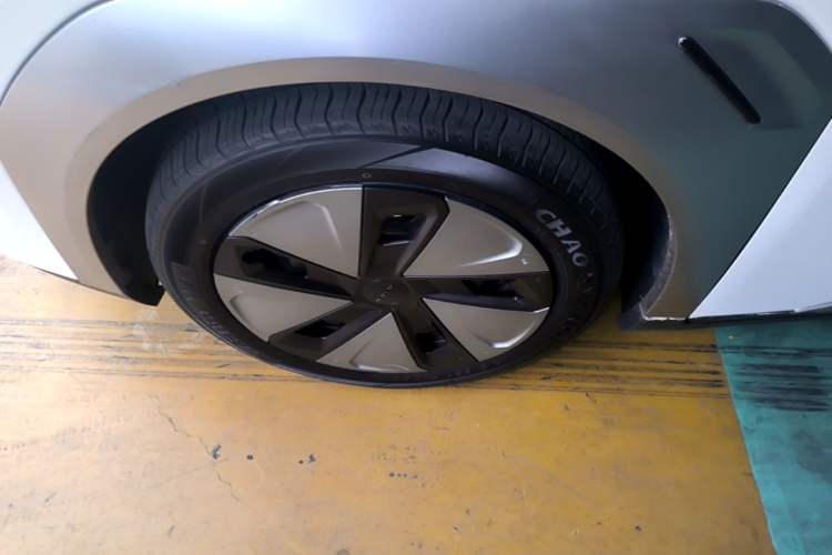 Used AION Y 2024 Younger Left Front Wheel Hub
