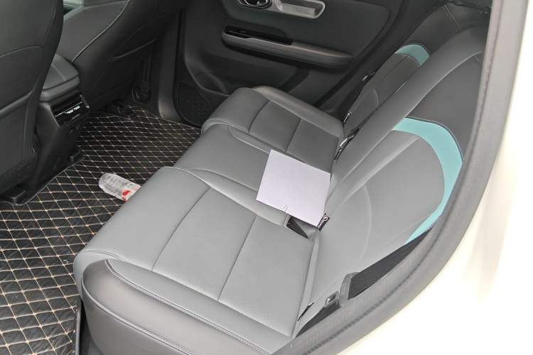 Used AION Y 2024 Plus 510 Intelligent Driving Version Left Rear Seat