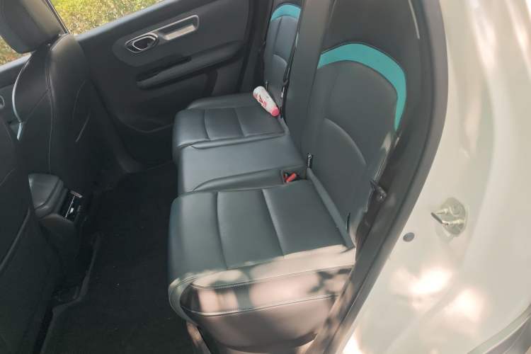 Used AION Y 2024 Younger Star Edition Left Rear Seat