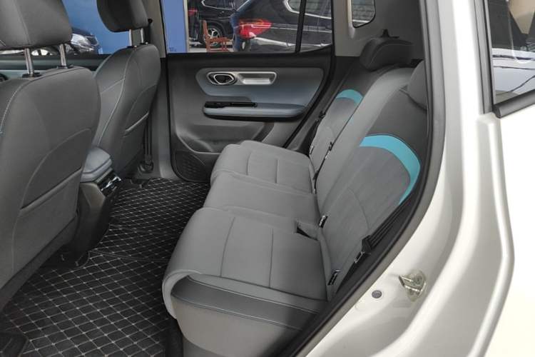 Used AION Y 2024 Plus 510 Intelligent Driving Version Left Rear Seat