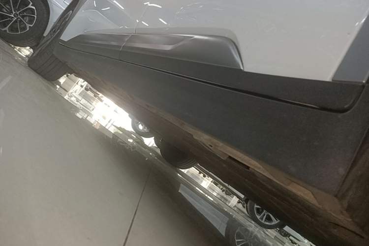 Used AION Y 2024 Plus 610 Intelligent Driving Version Left Side Sill