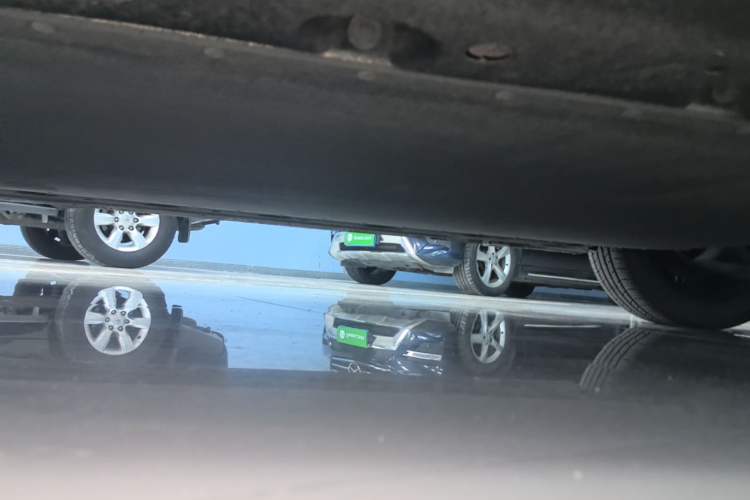 Used AION Y 2024 Younger Star Edition Left Side Sill