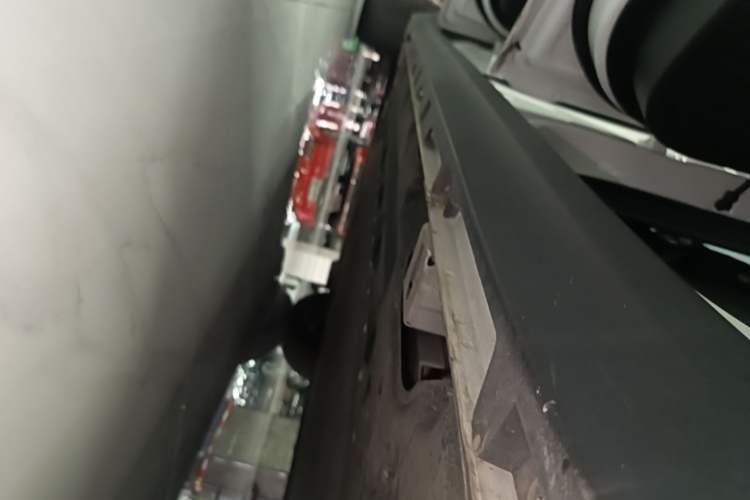Used AION Y 2024 Younger Star Edition Left Side Sill