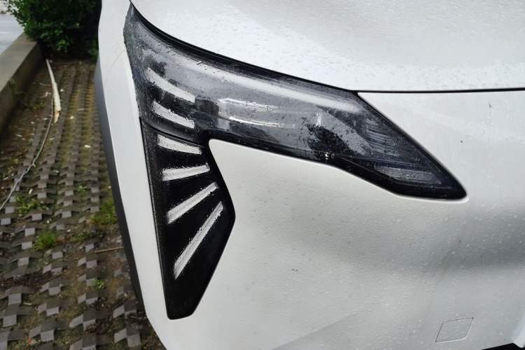 Used AION Y 2024 Younger Right Front Headlight