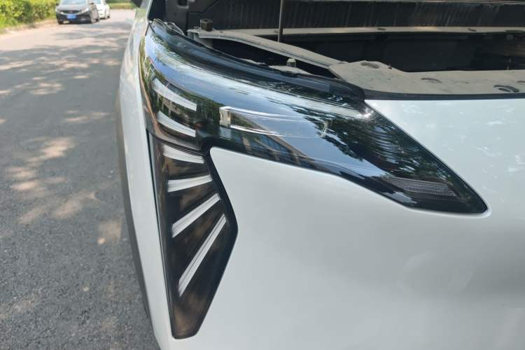 Used AION Y 2024 Younger Star Edition Right Front Headlight