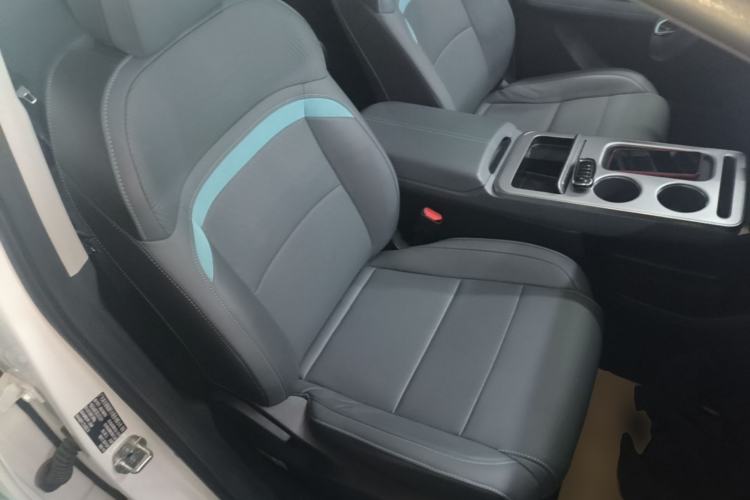 Used AION Y 2024 Younger Star Edition Right Front Seat