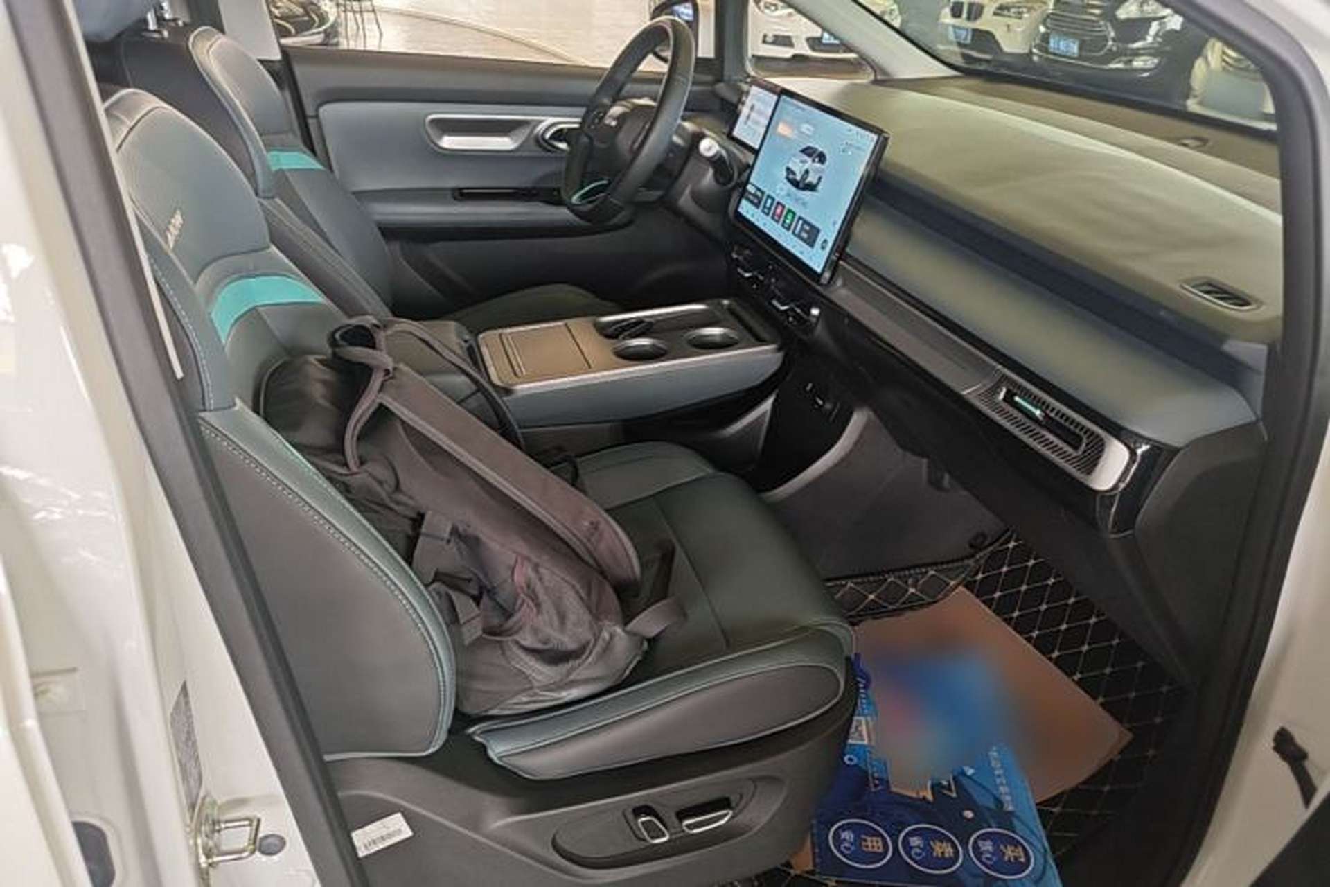 Used AION Y 2024 Plus 510 Intelligent Driving Version Right Front Seat
