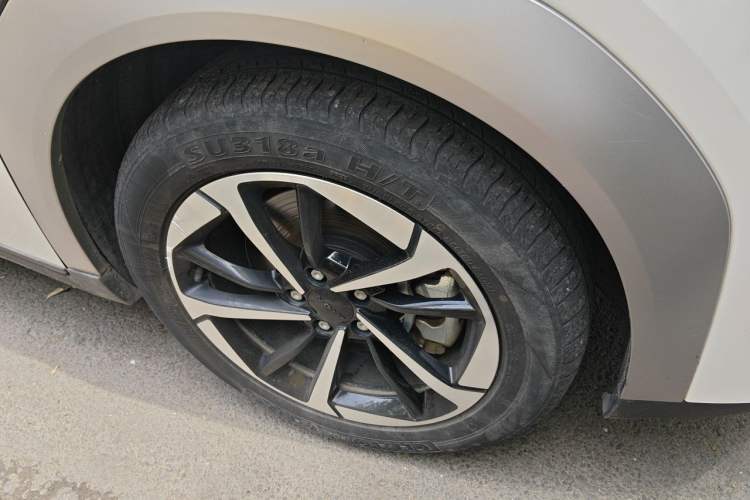 Used AION Y 2024 Plus 510 Intelligent Driving Version Right Front Wheel Hub