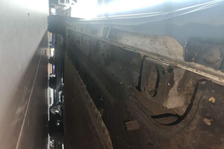 Used AION Y 2024 Younger Star Edition Right Side Sill
