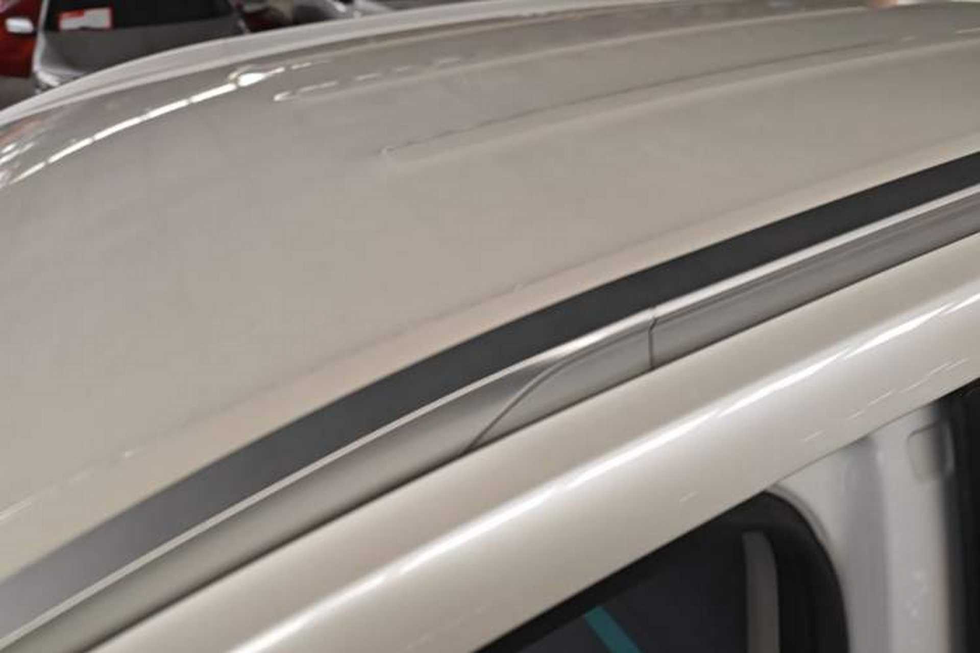 Used AION Y 2024 Younger Roof