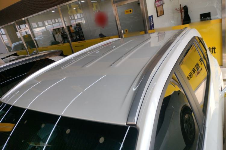 Used AION Y 2024 Younger Roof