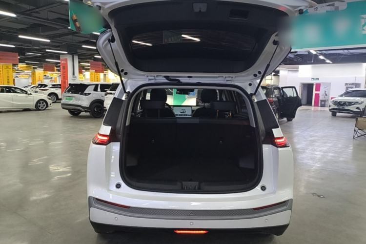 Used AION Y 2024 Plus 510 Intelligent Driving Version Trunk
