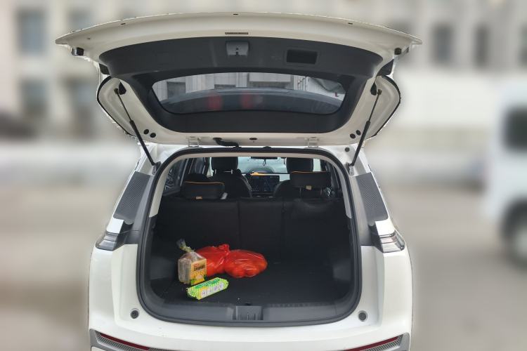 Used AION Y 2024 Younger Star Edition Trunk