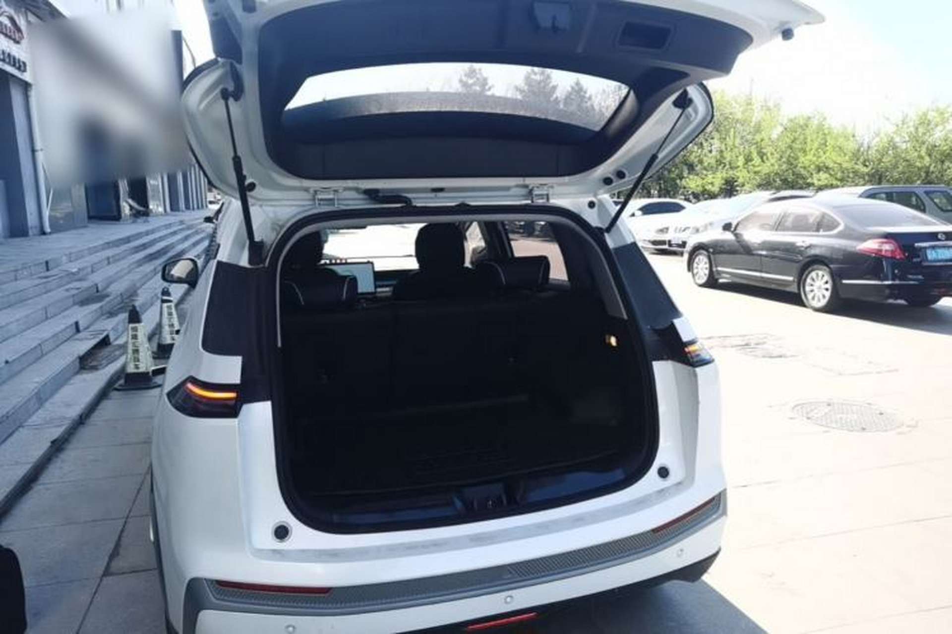 Used AION Y 2024 Younger Trunk