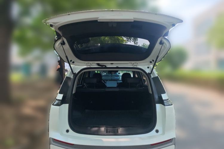 Used AION Y 2024 Younger Star Edition Trunk
