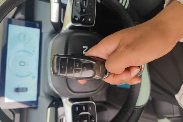 Used AION Y 2024 Younger Vehicle Key