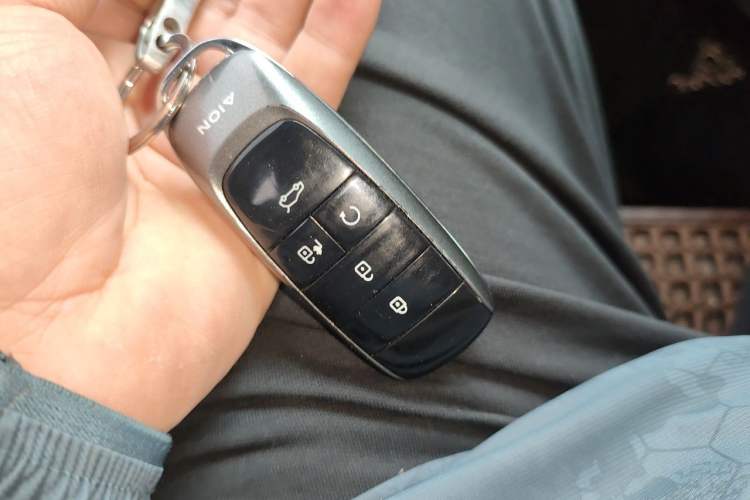 Used AION Y 2024 Younger Vehicle Key