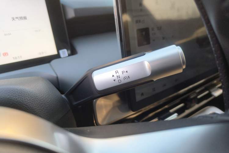 Used AION Y 2024 Plus 610 Intelligent Driving Version Gear Lever