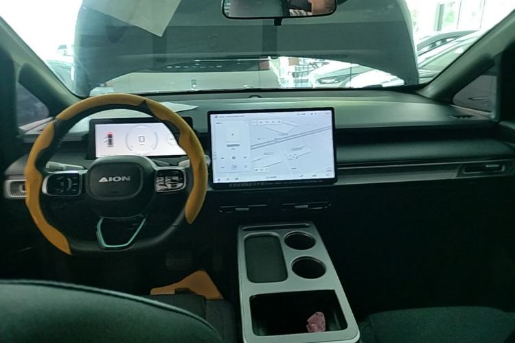 Used AION Y 2025 Plus 510 Enjoy Edition Center Console