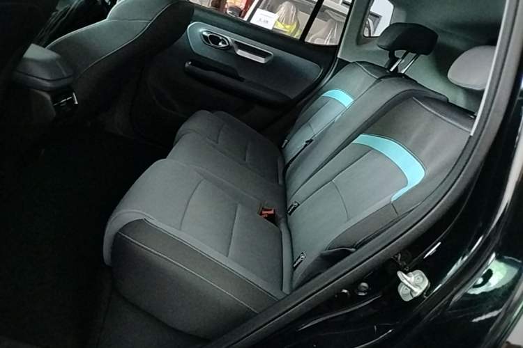 Used AION Y 2025 Plus 510 Enjoy Edition Left Rear Seat
