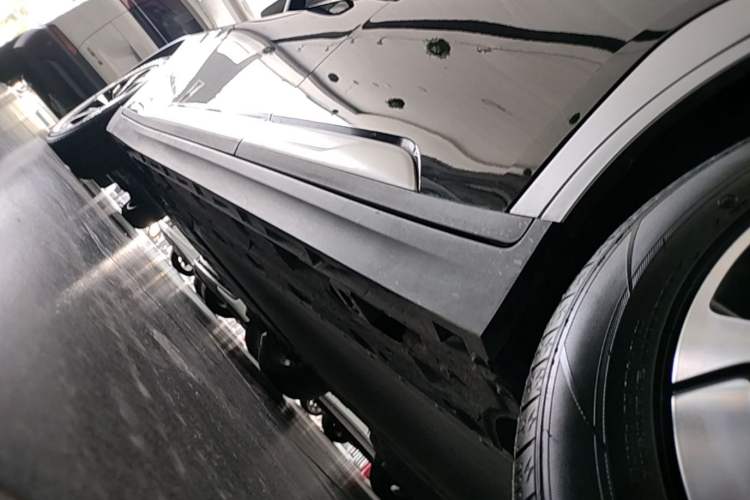 Used AION Y 2025 Plus 510 Enjoy Edition Left Side Sill