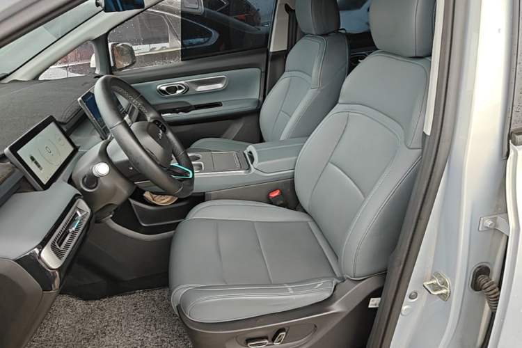 Used AION Y 2025 Plus 510 Zhihao Edition Left Front Seat
