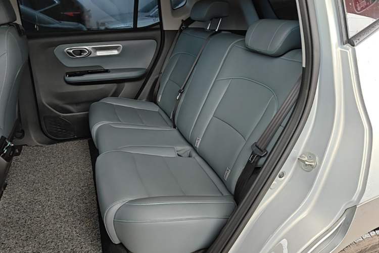 Used AION Y 2025 Plus 510 Zhihao Edition Left Rear Seat