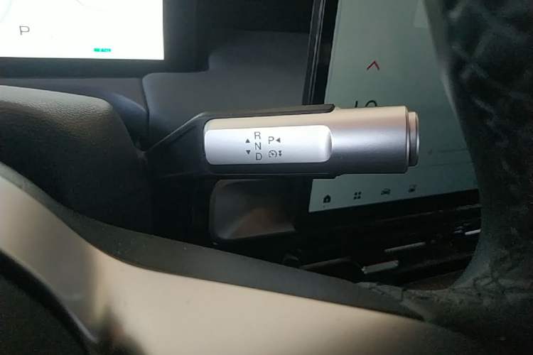 Used AION Y 2025 Plus 510 Zhihao Edition Gear Lever