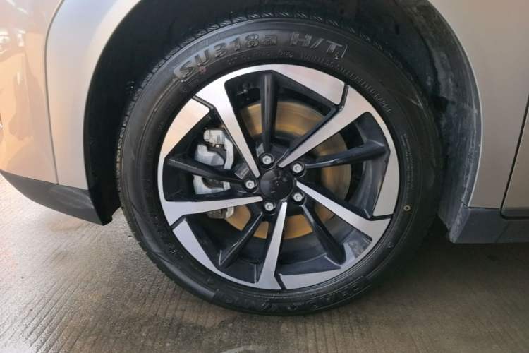 Used AION Y 2025 Plus 510 Zhihao Edition Left Front Wheel Hub