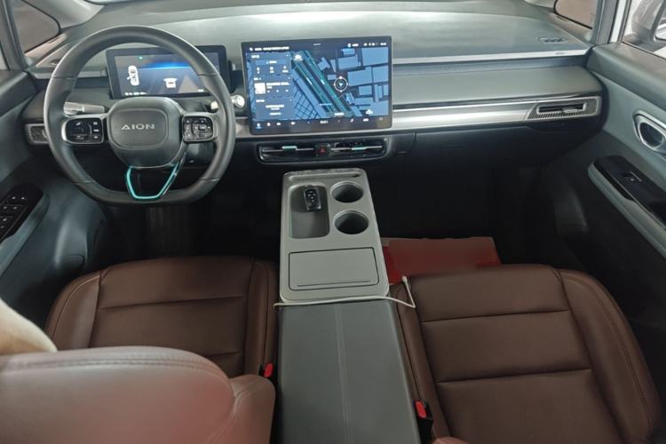 Used AION Y 2025 Plus 510 Smart Edition Center Console